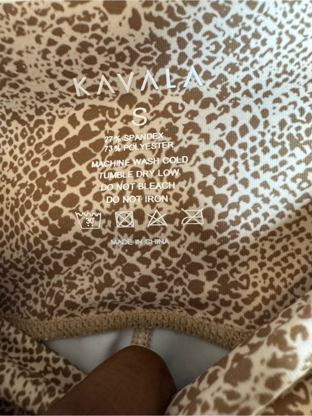 Kavala Snakeskin Activewear Set Tan Cream Sports Bra & Leggings - Picture 8 of 8
